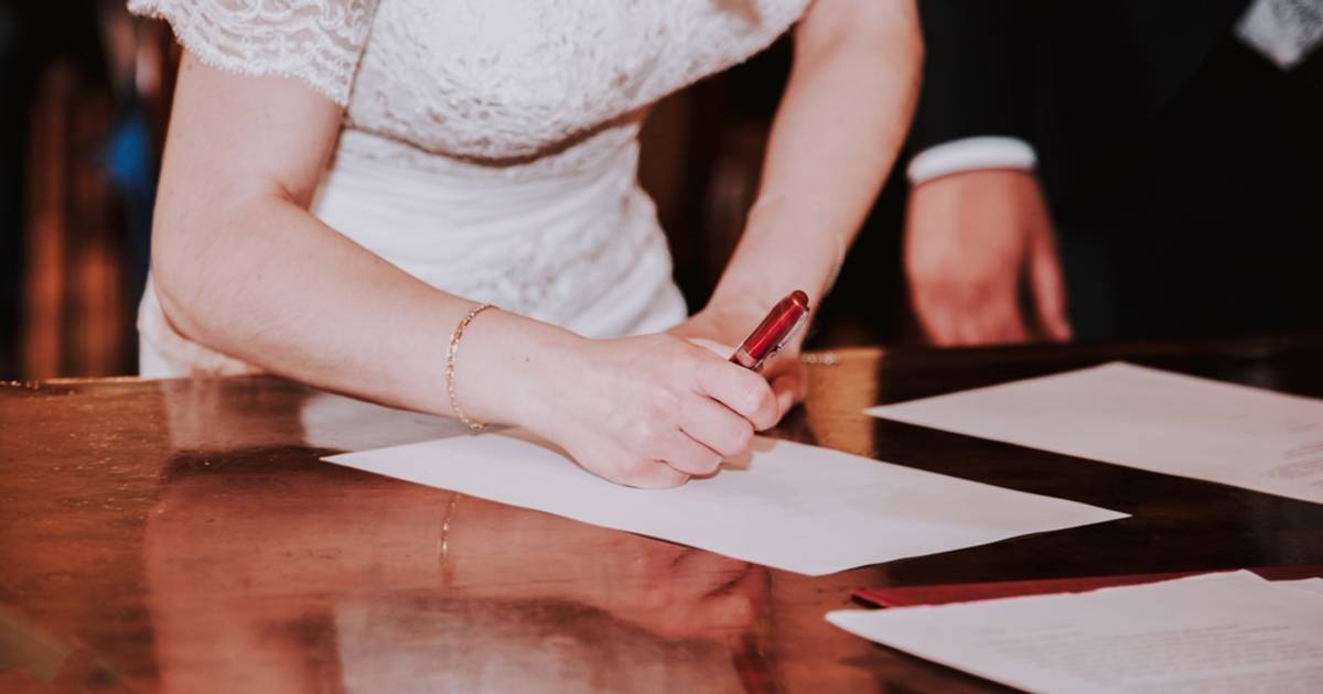 Powiedziała, iż nie stać jej na ślub kościelny. Ksiądz ruszył z pomocą