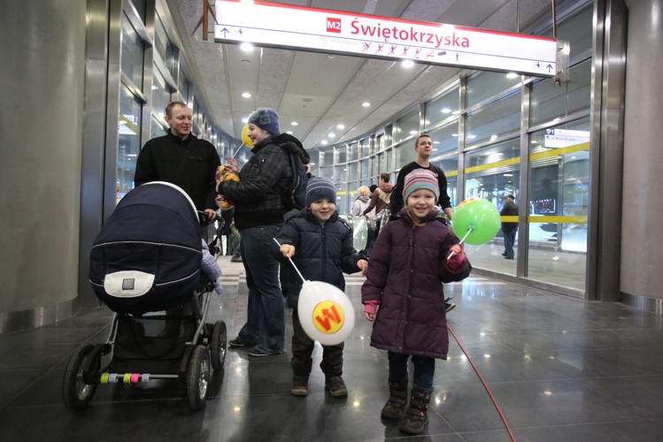 WARSZAWSKIE METRO. Otwarcie II linii łączącej Pragę z Wolą