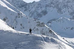 Otwarte kolejne tatrzańskie szlaki. Morskie Oko nadal zamknięte