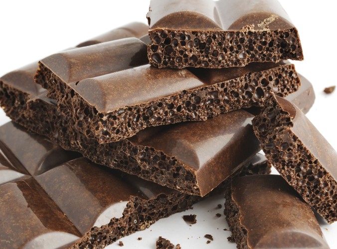 Słodycze - bardzo niebezpieczne, jeśli w domu często gości temat diety