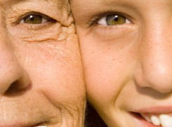 Przełomowe odkrycie, by spowolnić starzenie: Odmładzające przeciwciała