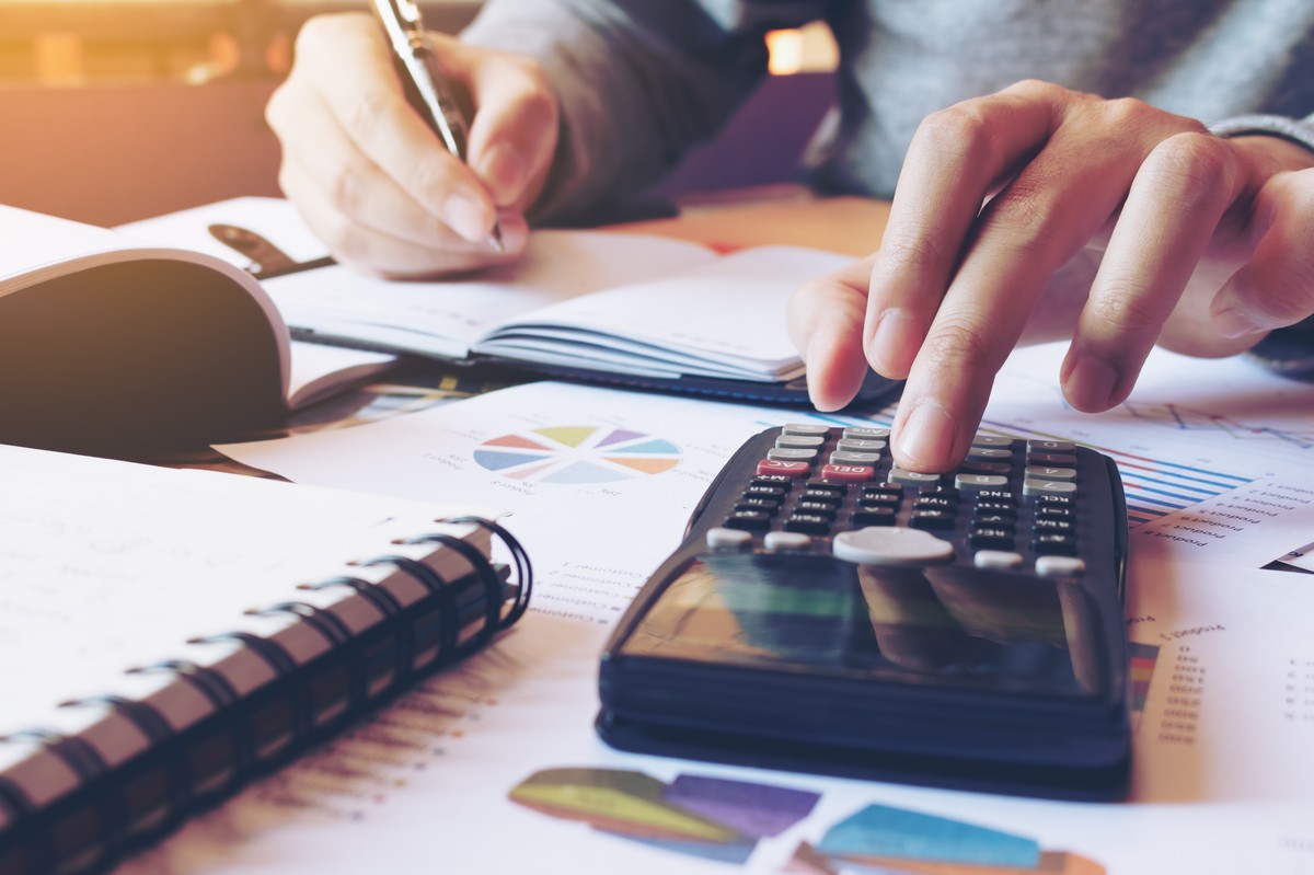 Matura 2024 z matematyki to kolejny rok ułatwień i ograniczeń wymagań programowych.