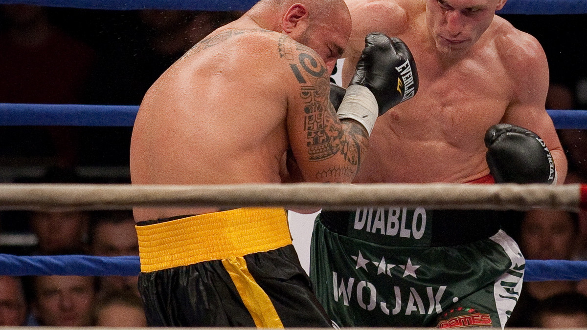 Krzysztof "Diablo" Włodarczyk i jego wielki ringowy rywal Włoch Giacobbe Fragomeni zostali wyróżnieni przez najważniejszą federację boksu zawodowego WBC w kategorii "Najbardziej Dramatyczna Walka Roku 2009".