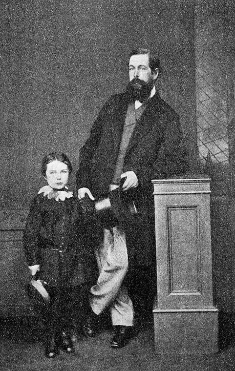 Sześcioletni Arthur Conan Doyle pozuje wraz z ojcem, Charlesem Doyle (1865)