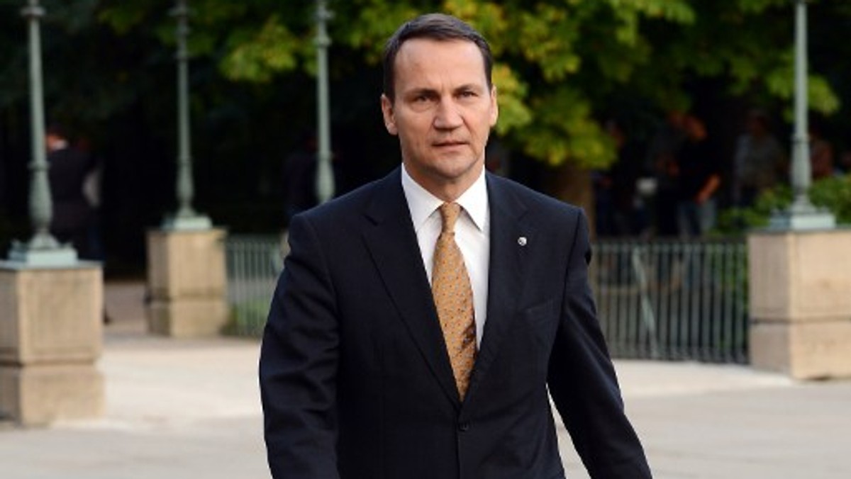 Minister spraw zagranicznych Radosław Sikorski został odznaczony przez prestiżowy magazyn "Foreign Policy" za "mówienie prawdy, nawet gdy nie jest to dyplomatyczne" - informuje TOK FM.