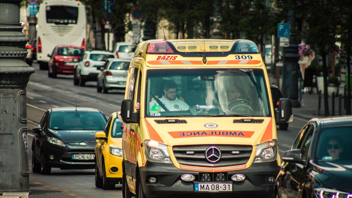 mađarska hitna pomoć