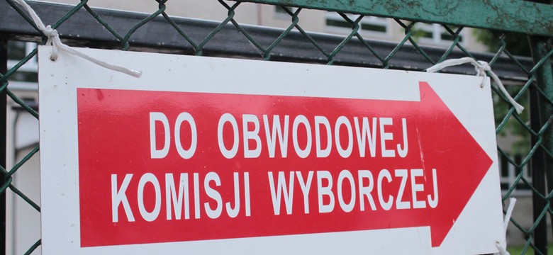 Śmierć w lokalu wyborczym w Bielsku-Białej. Mężczyzny nie udało się uratować