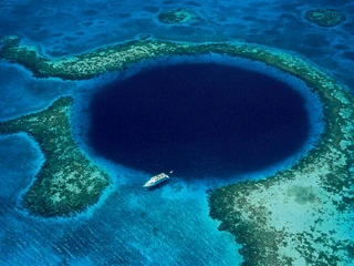 blue hole belize