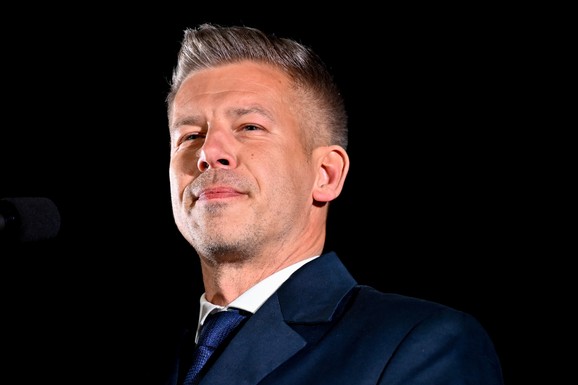 MILIJARDE SU NA STOLU, A VREME CURI Ovo će biti najveći izazovi Petera Mađara: Svi se pitaju šta misli o Rusiji i Ukrajini, a Mađarskoj gori pod nogama