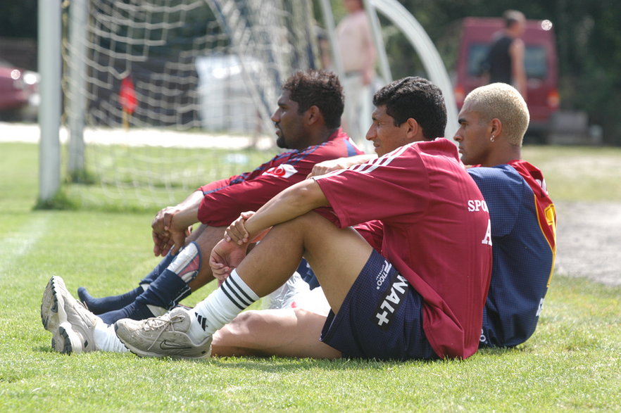 Rodrigo Nascimento, Giuliano Marinho i Sergio Batata w Gutowie Małym w 2004 roku