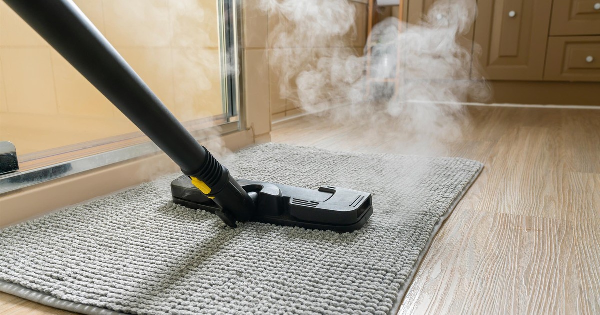 Te polecane i niedrogie mopy parowe to wybawienie dla podłóg. Zabijają bakterie i wirusy