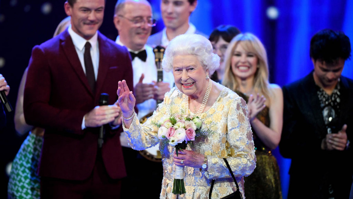 Gwiazdy zaśpiewały z okazji 92. urodzin Królowej. Na scenie Sting, Kylie Minogue i Shaggy