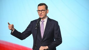 Wyrok TSUE w sprawie małżeństw jednopłciowych. Morawiecki: Ręce precz od polskich dzieci