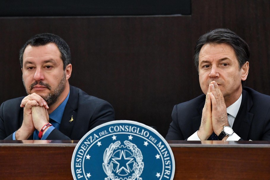 Wicepremier Matteo Salvini i premier Giuseppe Conte