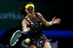 WTA Finals: Radwańska nie dała rady Szarapowej, ale mimo porażki ma szansę na awans