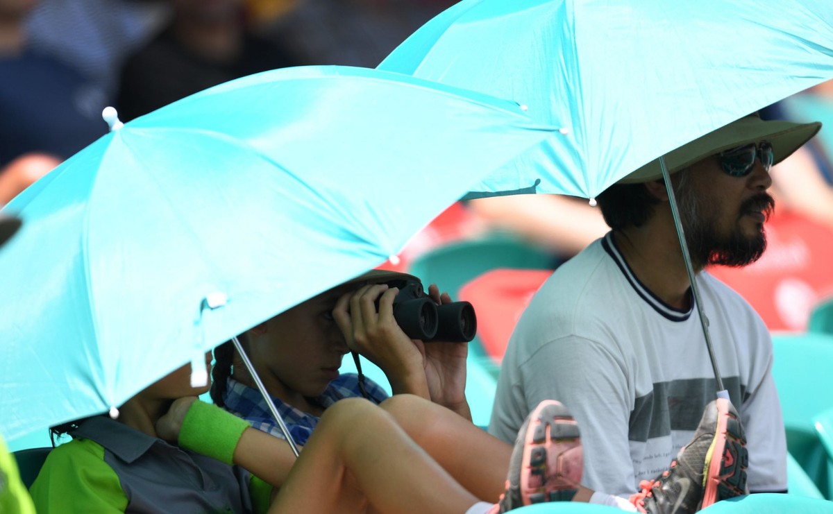 Mieszkańcy Sydney zmagali się z upałem