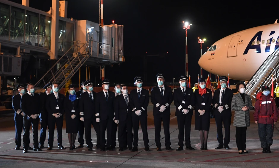 Hrabra posada posle leta iz Kine