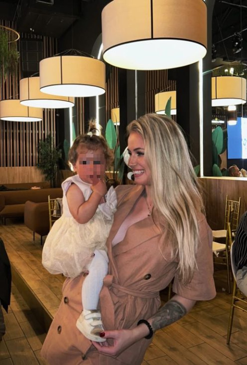 Milica Veličković sa ćerkom