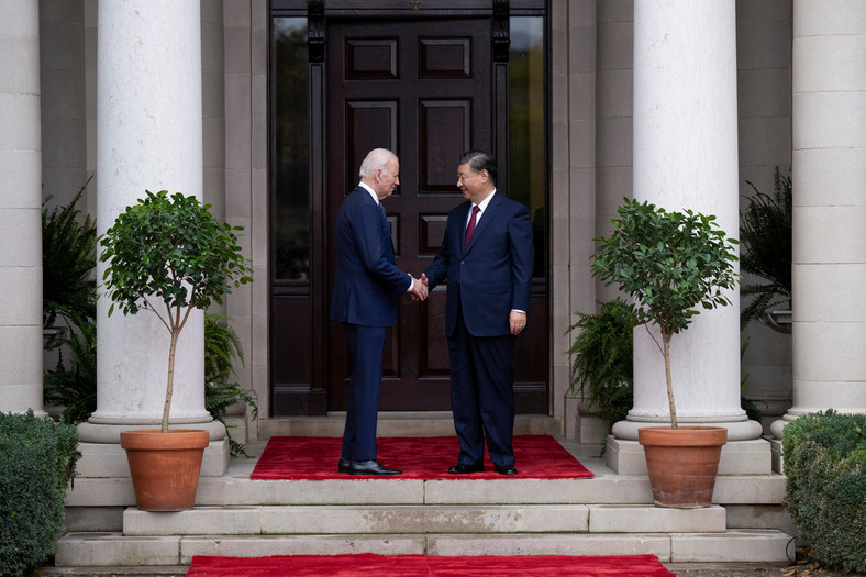 Joe Biden wita Xi Jinpinga w rezydencji w Kalifornii. 15 listopada 2023 r.