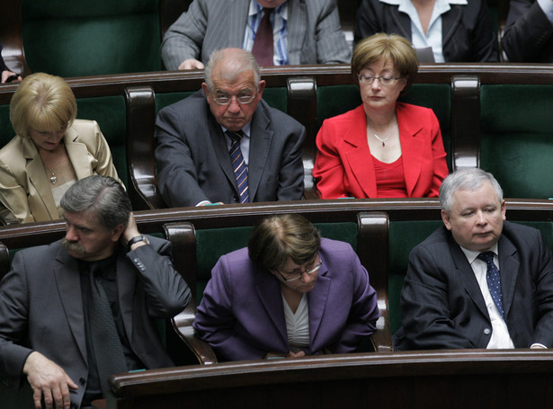 PiS wychodzi z obrad: PO likwiduje demokrację