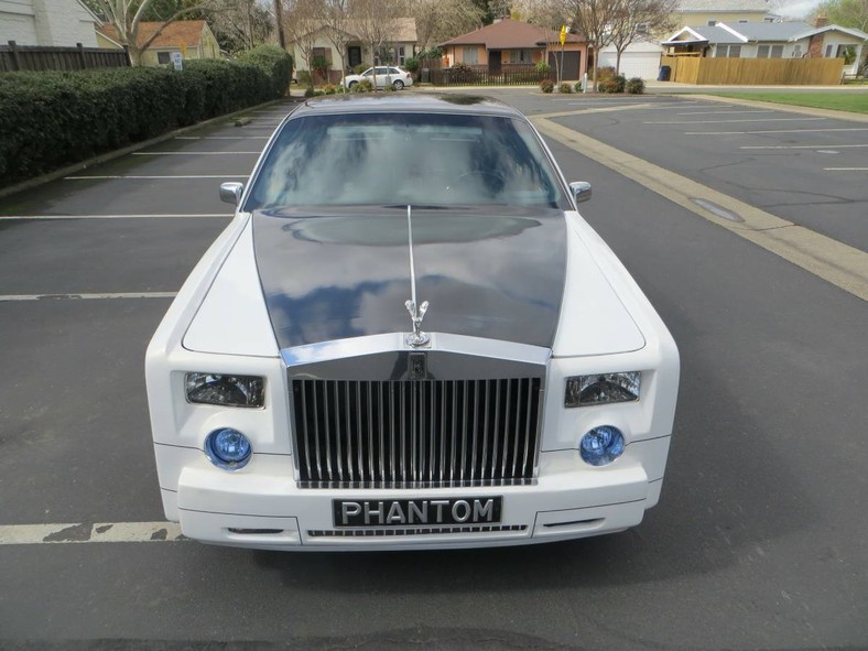 Rolls-Royce Phantom replika 