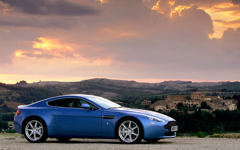 Aston Martin V8 Vantage: mocniejszy i szybszy