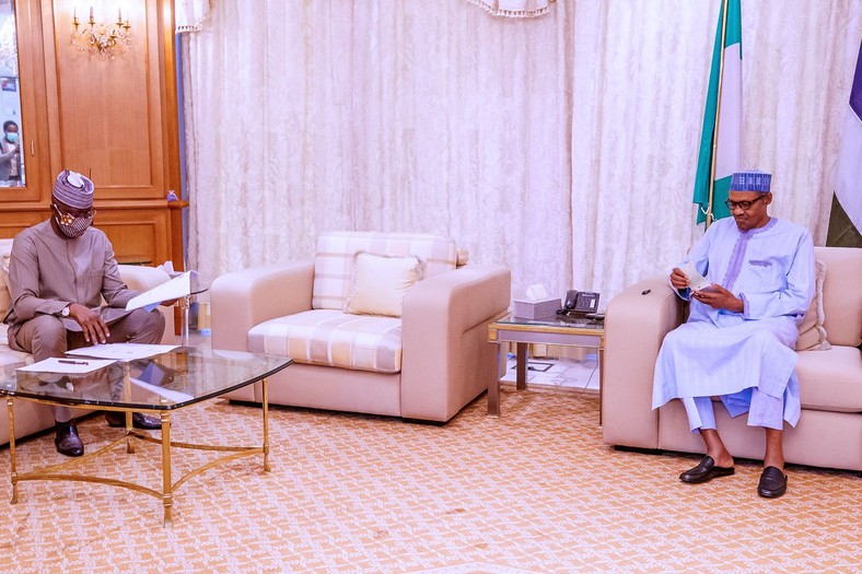 President Muhammadu Buhari receiving briefings from the Presidential Task Force on COVID-19 led by SGF, Mr Boss Mustapha, Minister of Health, Dr Osagie Ehanire, and Director-General, Nigeria Centre for Disease Control (NCDC), Chikwe Ihekweazu. [Twitter/@BashirAhmaad]