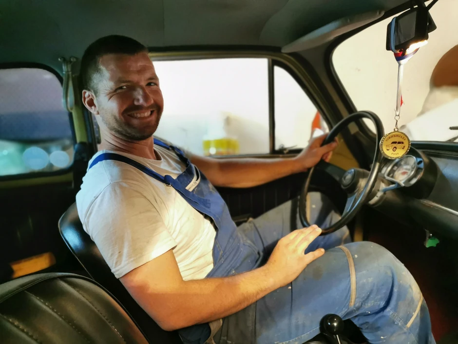 Braća Trmčić, ljubitelji "fića"