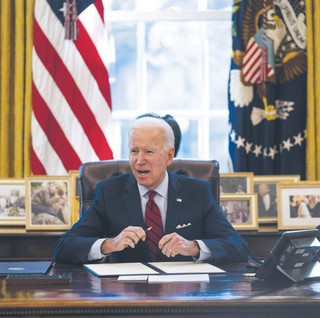 Jak ratować gospodarkę, z republikanami lub bez