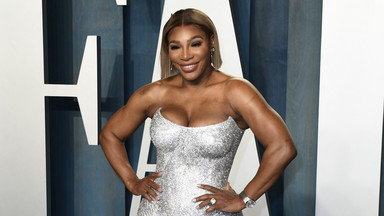 Serena Williams błyszczała na imprezie "Vanity Fair". I to dosłownie. Co za kreacja! 