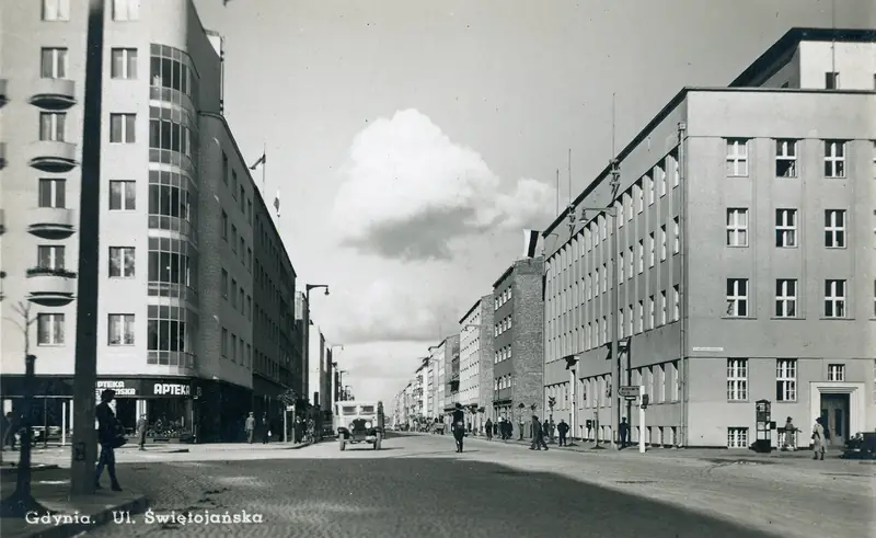 Ul. Świętojańska, skończona &quot;jak Marszałkowska&quot;, 1938 r.