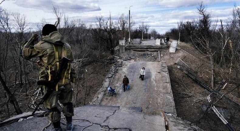 Serviceman killed by land mine