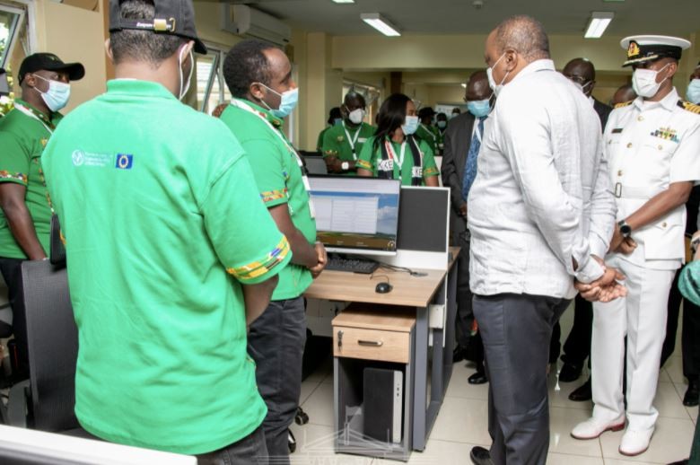 President Uhuru Kenyatta being taken through the National Land Information Management System (NLIMS)