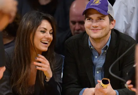 Mila Kunis i Ashton Kutcher nigdy nie zamykają drzwi do łazienki. Problem zna wiele rodziców