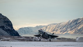 Dania da Amerykanom to, czego chcą. Bez gróźb, po cichu