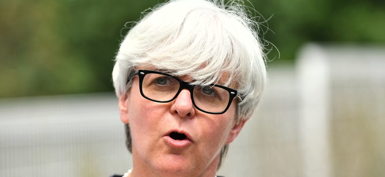 Joanna Kluzik-Rostkowska pokazała SMS-a. "Czy ktoś może mi powiedzieć, czego chce ten baran?"