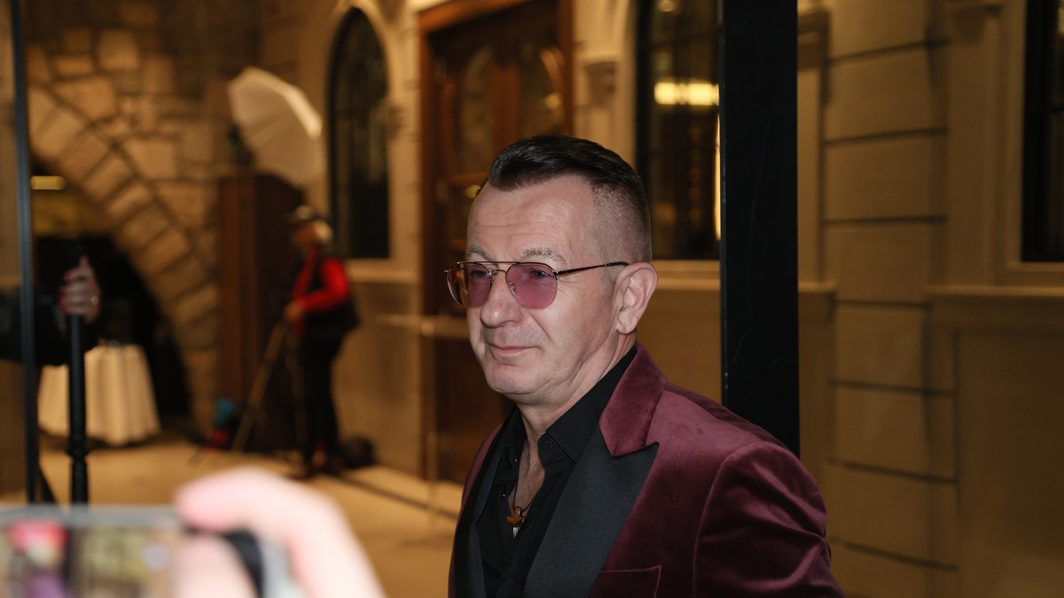Dejan Ćirković Ćira