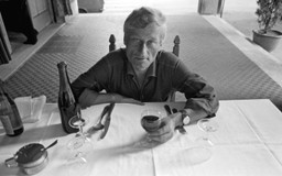 Znużenie i pustka, brak nowych idei a publika grzecznie klaszcze. „Czasem coś żywego”