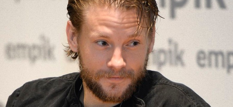 Sebastian Fabijański o trudach dorastania: Mój ojciec dużo zarabiał, to było stygmatyzujące