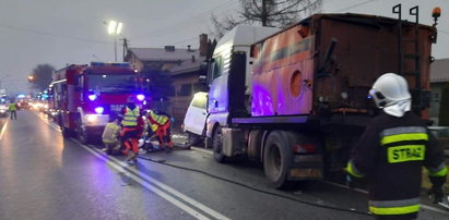 Tragiczny wypadek w Czchowie. Zderzyły się dwa busy i ciężarówka