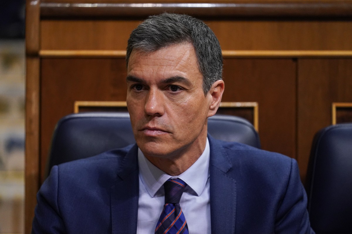 Premier Hiszpanii Pedro Sanchez odwołał swój udział w wydarzeniach publicznych w związku z aferą korupcyjną, w którą uwikłana jest jego żona Begona Gomez