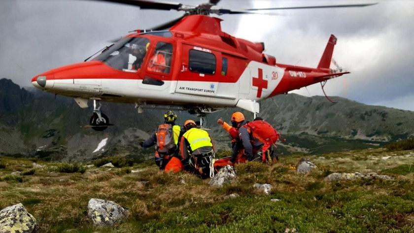 Tatry. 49-letnia turystka zmarła pod Krywaniem. Pogoda opóźniła akcję