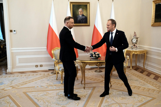 Premier Tusk zadeklarował pełną współpracę w kwestiach bezpieczeństwa z prezydentem Dudą