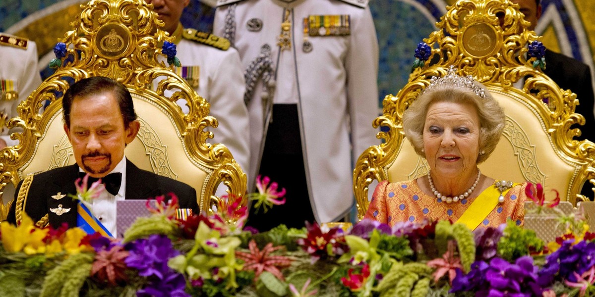 Była holenderska królowa Beatrix i sułtan Brunei Hassanal Bolkiah