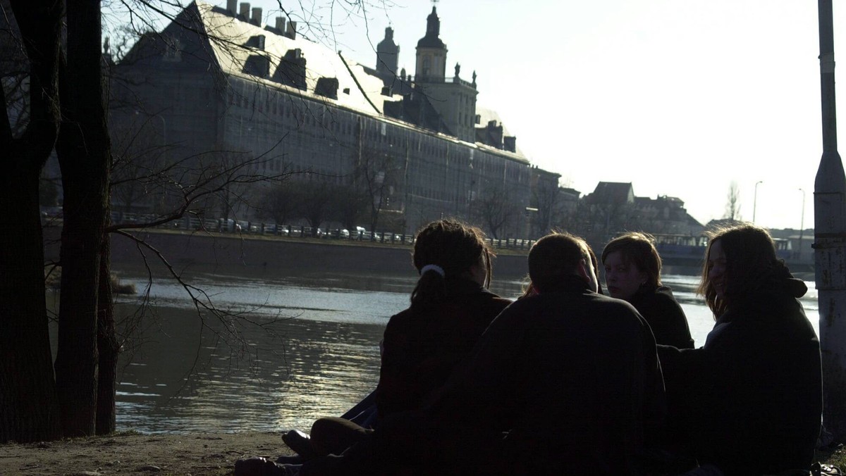 Do jesieni Wyspa Słodowa we Wrocławiu będzie otwarta dłużej. W piątki, soboty i niedziele bramy wyspy będą zamykane o godz. 3, trzy godziny później, niż dotychczas.