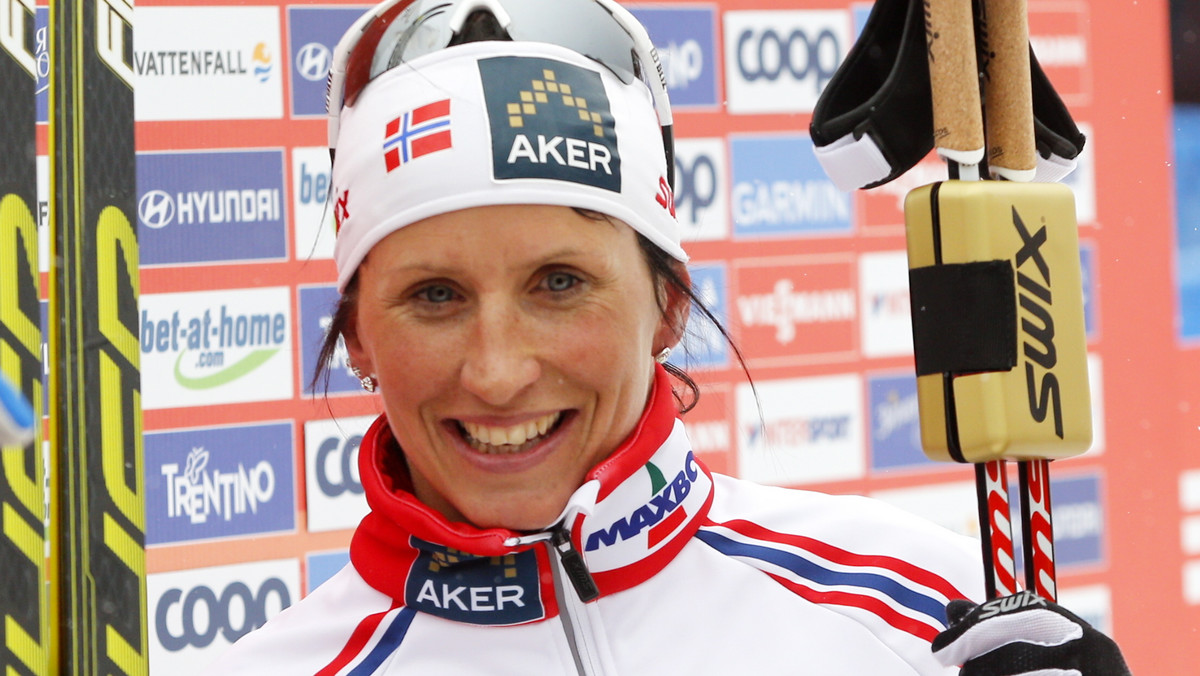 Marit Bjoergen, największa rywalka Justyny Kowalczyk, przez kibiców biegów narciarskich uważana jest za "cyborga". Sportsmenka nazywana jest tak ze względu na swoją sportową posturę, umięśnienie... W momencie, gdy Bjoergen pokazała swoje mięśnie, mówił o niej cały świat. Coś nam się wydaje, że za chwilę znów może być głośno o Norweżce.