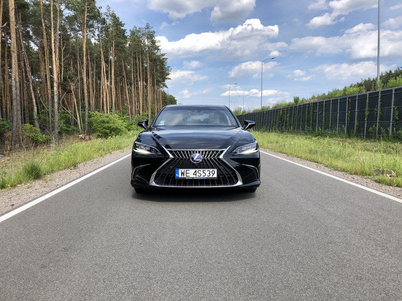 Lexus ES 300h Prestige