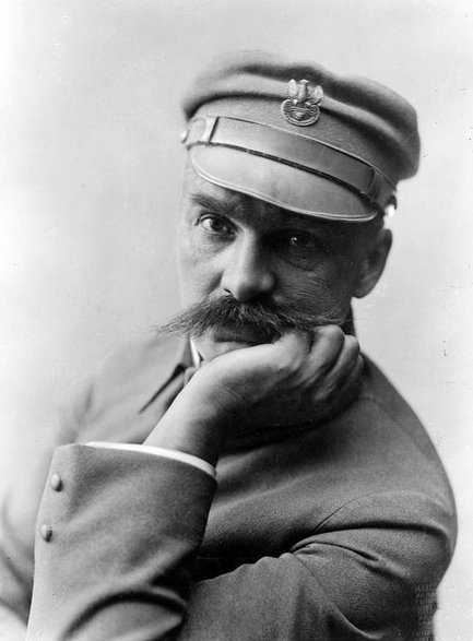 Józef Piłsudski w czasie służby w Legionach, ok. 1916 roku (domena publiczna)