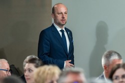 Prezydent Rzeszowa: Na rynku częściej słyszy się obce języki niż polski