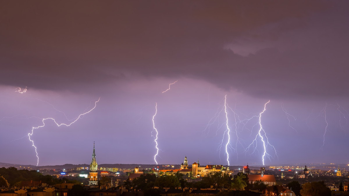 Cyklon Peggy ciągnie w stronę Polski. Czekają nas duże zmiany w pogodzie 